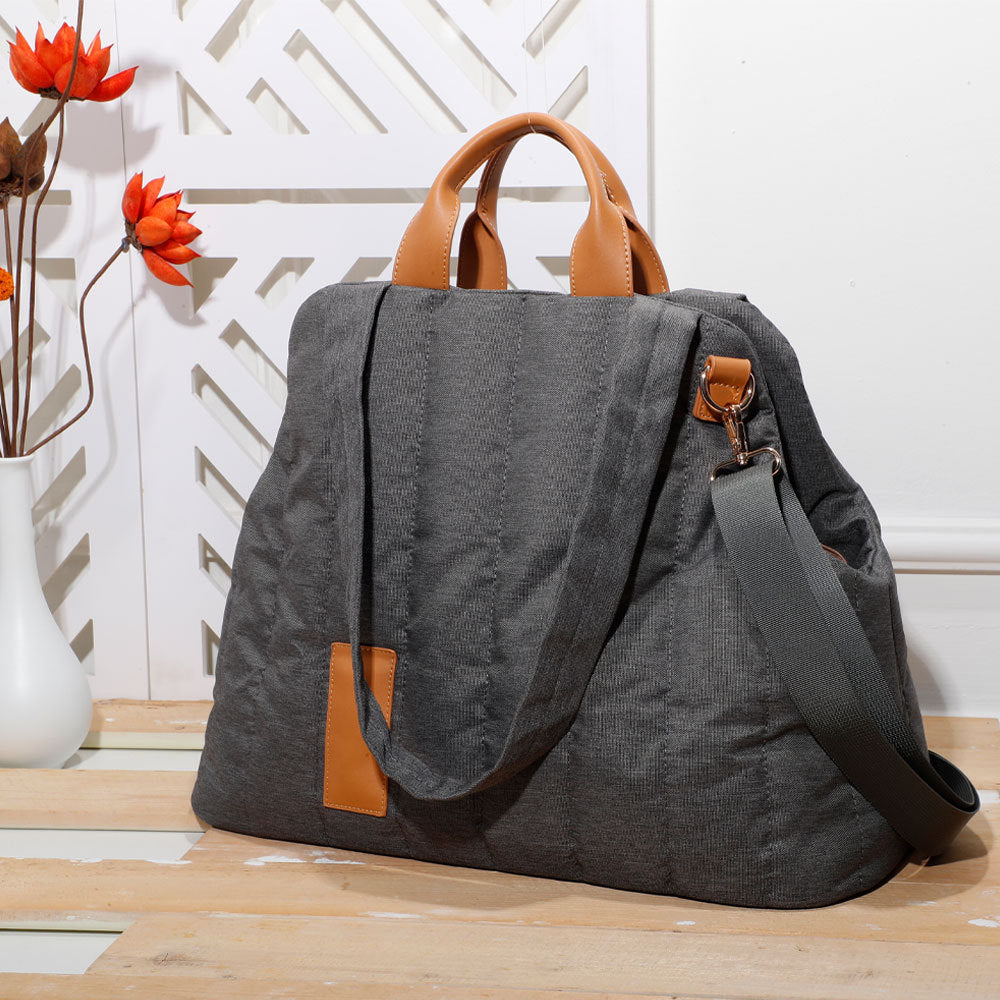 Portable Waterproof Pet Carrier Lightweight Fashion Handbag